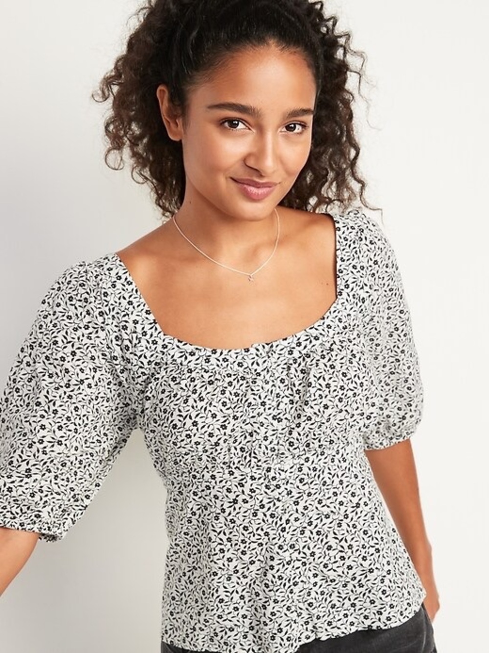 Old Navy Puff Sleeve Smocked Button-Down Blouse Size Large Black & White Floral